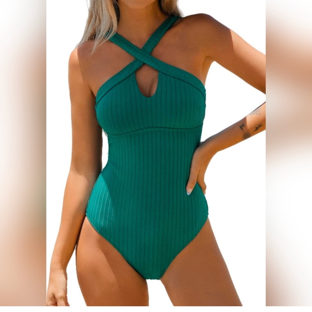 NWOT CUPSHE Green Ribbed 1PC Cut-Out Criss Cross Front SZ: S - Picture 2 of 8
